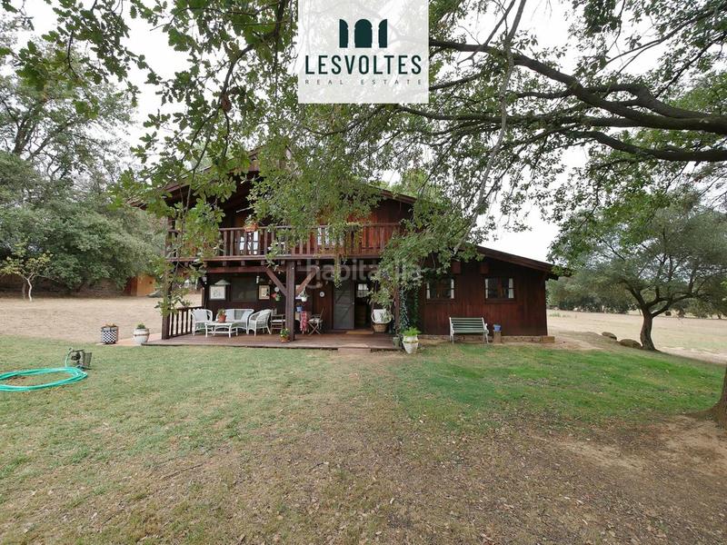 Foto fcd12011-4387-4db3-b2ff-e968d7e768a3. Casa amb piscina a Rupià