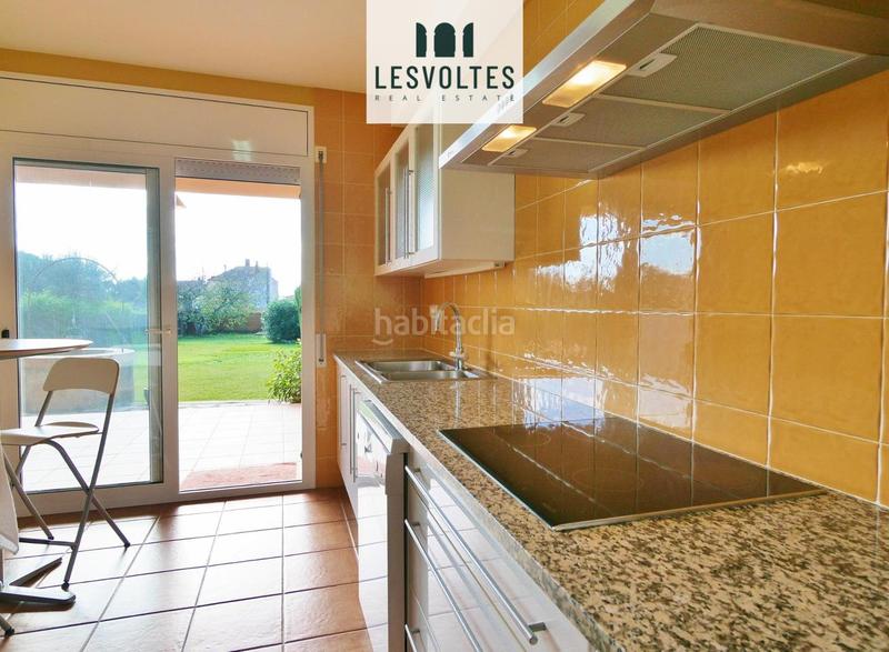 Foto 04bb38f4-9c2c-47a2-910c-b7a04f4d2c43. Casa adossada amb aparcament a Piverd-Vila-Seca-Bruguerol Palafrugell