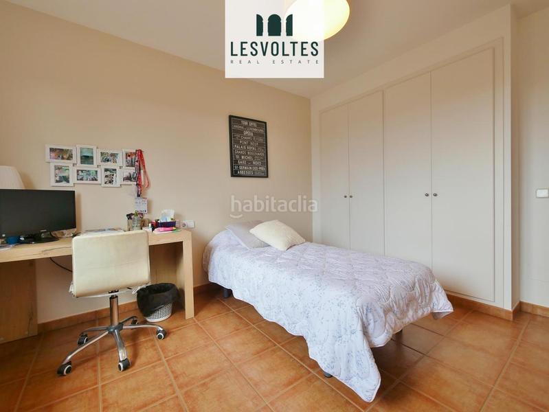 Foto fcc2610a-cfcf-4aa6-ae98-0fce4598665a. Casa adossada amb aparcament a Piverd-Vila-Seca-Bruguerol Palafrugell