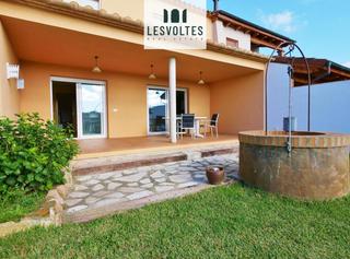 Semi detached house  Carrer dels plans