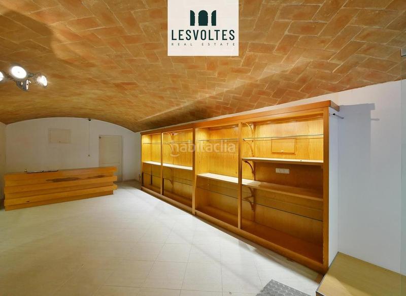 Foto 1b5eec82-738d-4ac6-9ff9-18367f31e9e2. Alquiler local comercial en Bisbal d´Empordà (La)