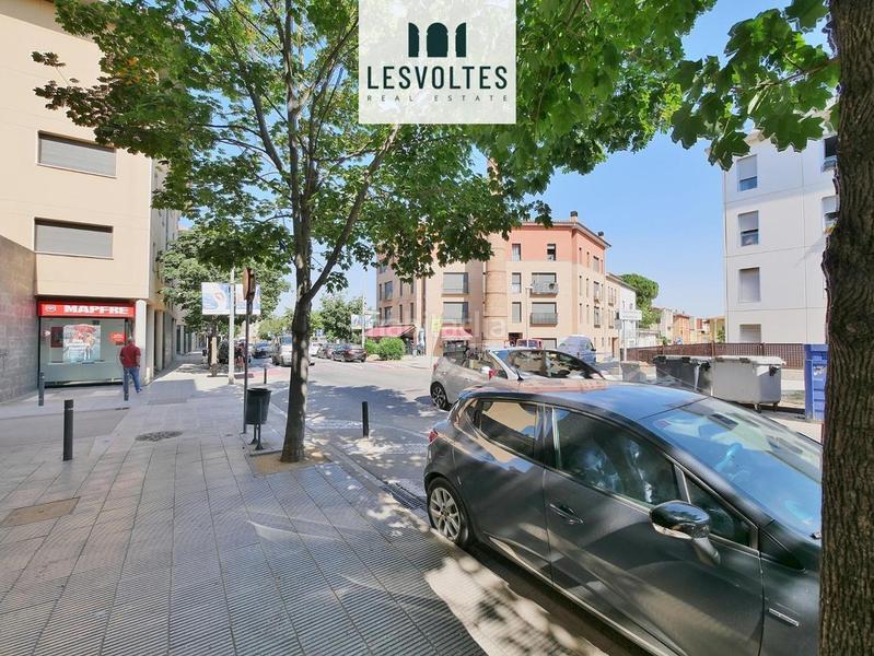 Foto 4747e4be-3faf-43a9-8f3c-c94b46da679e. Alquiler local comercial en Bisbal d´Empordà (La)