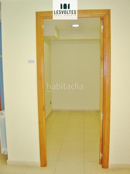 Foto 6b45eee3-1296-4fe6-b412-0d8069261da6. Alquiler local comercial en Bisbal d´Empordà (La)