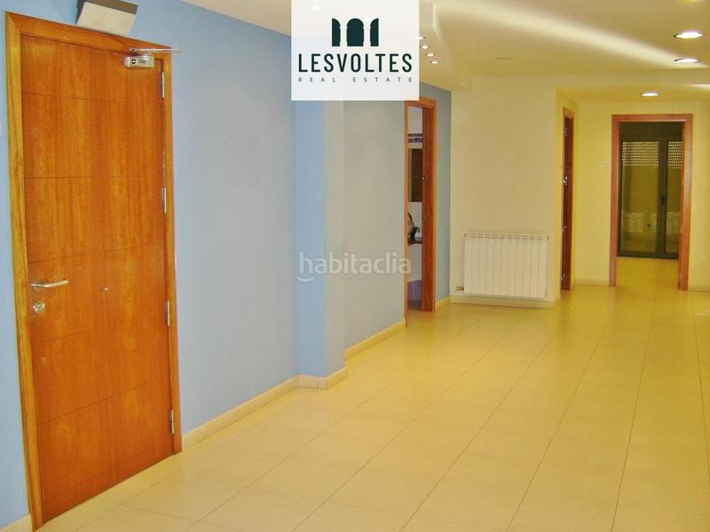 Foto 78a6c866-389d-4b15-83c4-36df74b5d393. Alquiler local comercial en Bisbal d´Empordà (La)