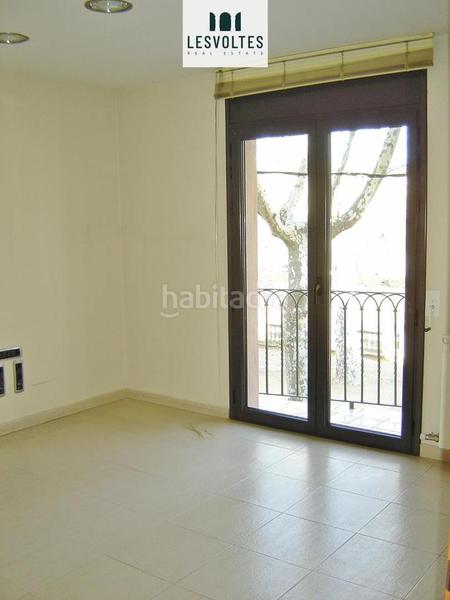 Foto 97a8861c-df67-48c2-baca-84507ad05b58. Alquiler local comercial en Bisbal d´Empordà (La)