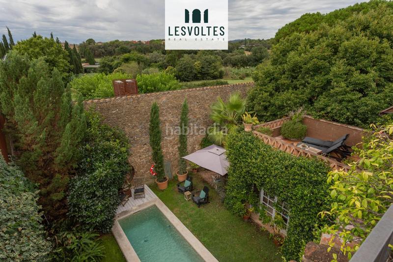 Foto bd246f35-7f59-4702-ba5b-bd2de085bda7. Casa con piscina in Corçà