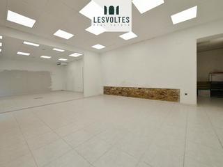 Business premise in Carrer de Torres i Jonama