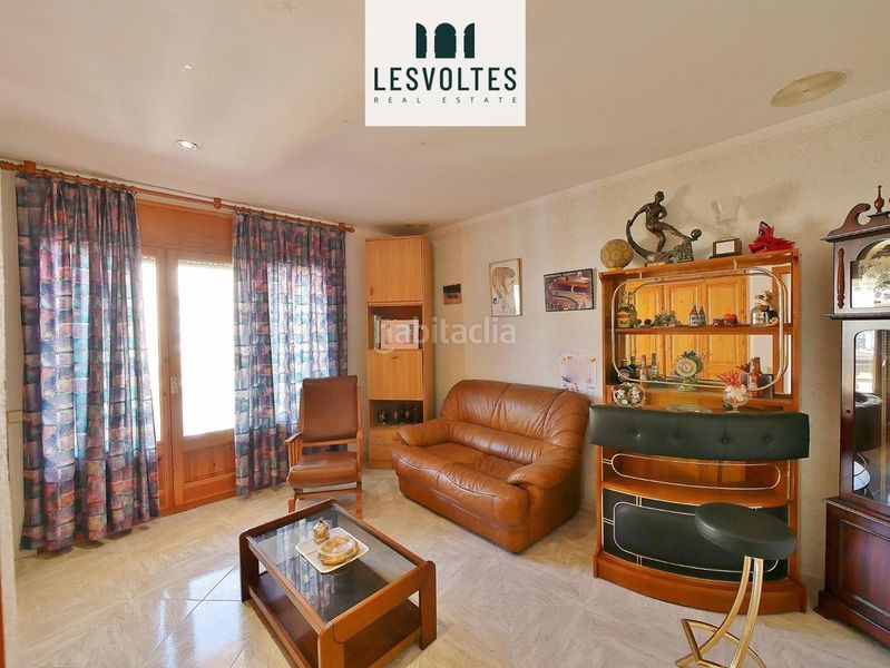 Foto bd0b64ac-8ce4-4e17-8b5c-d5cb9621900d. Casa amb calefacció aparcament a Bisbal d´Empordà (La)