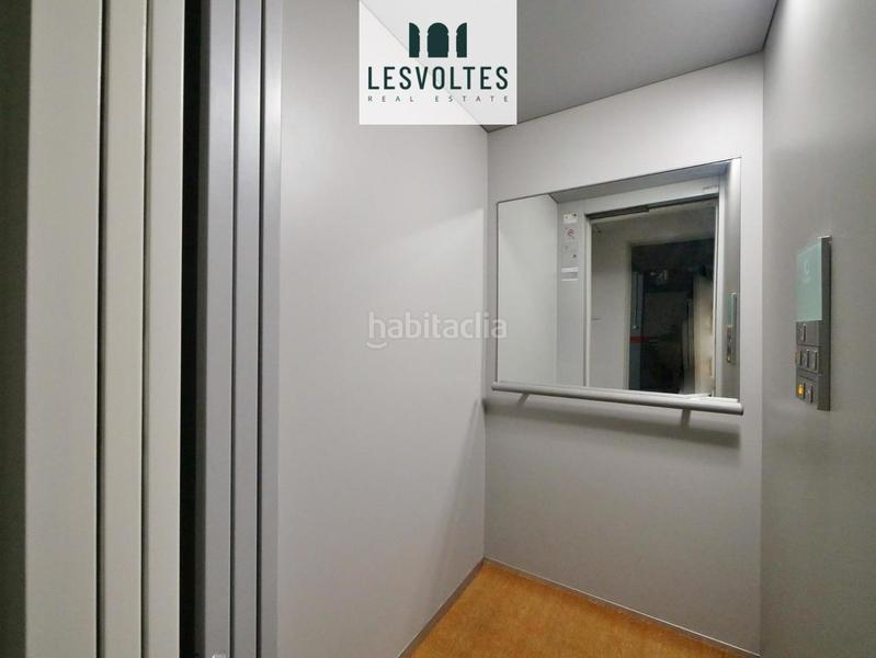 Foto b33cf013-0713-4088-ab9e-458d67d1327f. Aparcament cotxe a Centre Palafrugell