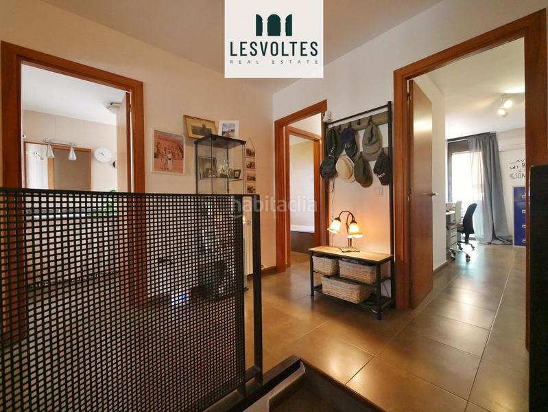 Foto b7d65741-eb73-439d-b3b7-b7b161c3e8d5. Casa adossada amb calefacció aparcament a Vall-llobrega