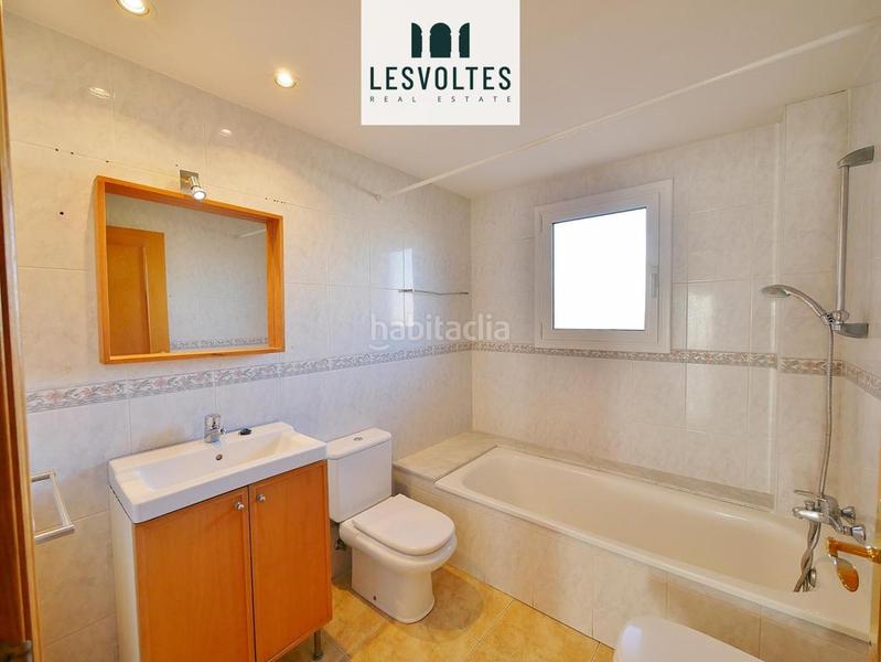 Foto 18bc2cea-3f3f-41e4-b718-a82a694ee10e. Piso en Bisbal d´Empordà (La)