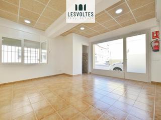 Location Local commercial  De migdia