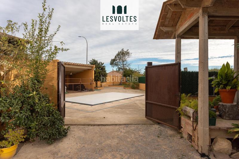 Foto 42c4d212-c79f-4035-a950-3cf4ab9268bf. Casa con parcheggio piscina in Verges