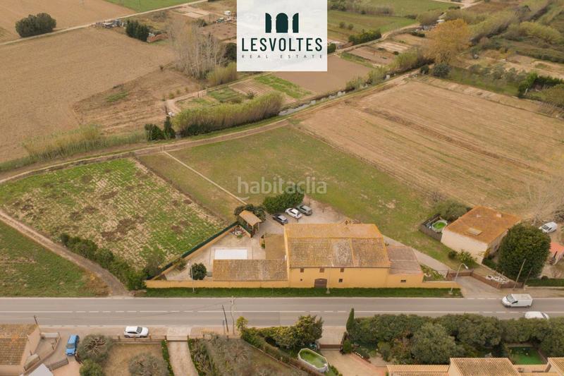 Foto ce54cb16-b7ef-4909-8da1-24370ca86bb1. Casa con parcheggio piscina in Verges