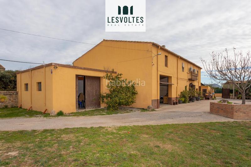 Foto f81dd232-d0e6-4075-8bda-253539a777e3. Casa con parcheggio piscina in Verges