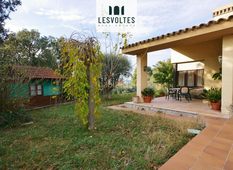 Foto 81281a24-529d-430c-93aa-774492505e82. Casa amb calefacció aparcament piscina a Bellcaire d´Empordà