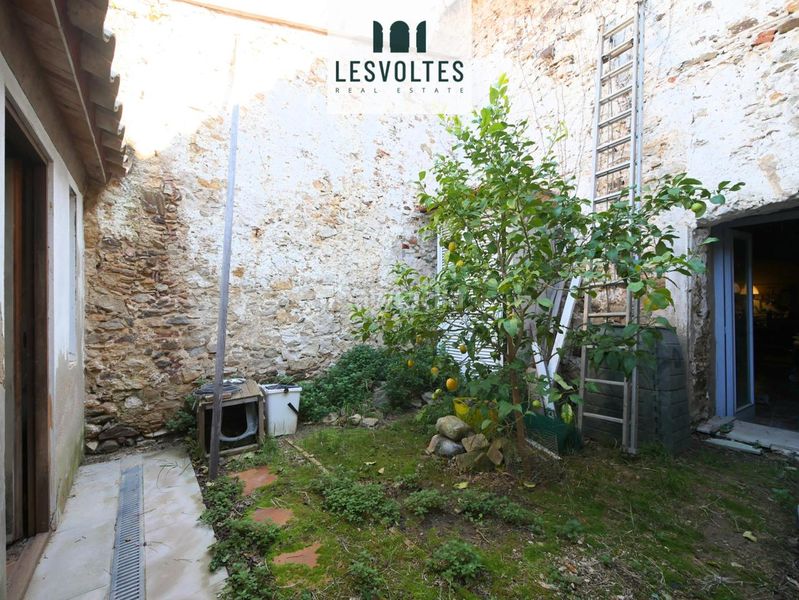 Foto 3e6b2ef3-9373-4a26-85e6-36150552cef8. Casa adossada amb aparcament a Centre Palafrugell