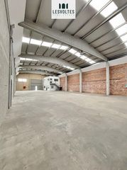 Location Bâtiment à usage industriel  Dels oms