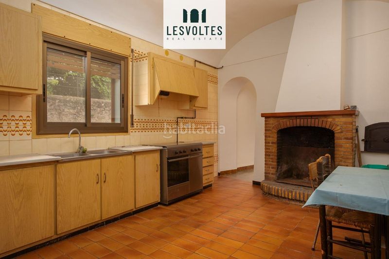 Foto 4d8a5567-bd29-4064-81ed-c0f4135006ba. Casa amb calefacció aparcament piscina a Corçà