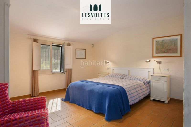 Foto 521518d9-6bfd-4dea-9f98-a133084d5140. Casa amb calefacció aparcament piscina a Vall-llobrega