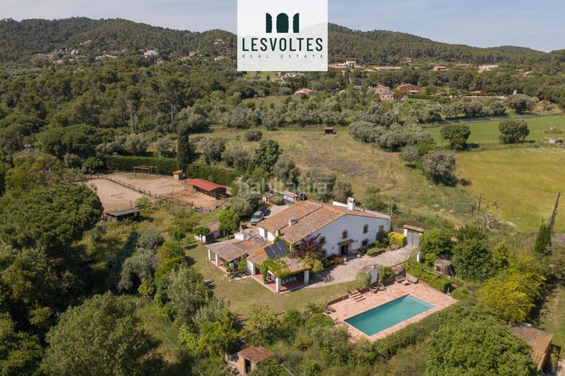 Foto c7fd76b5-9850-4855-b709-58caf929df31. Casa amb calefacció aparcament piscina a Vall-llobrega