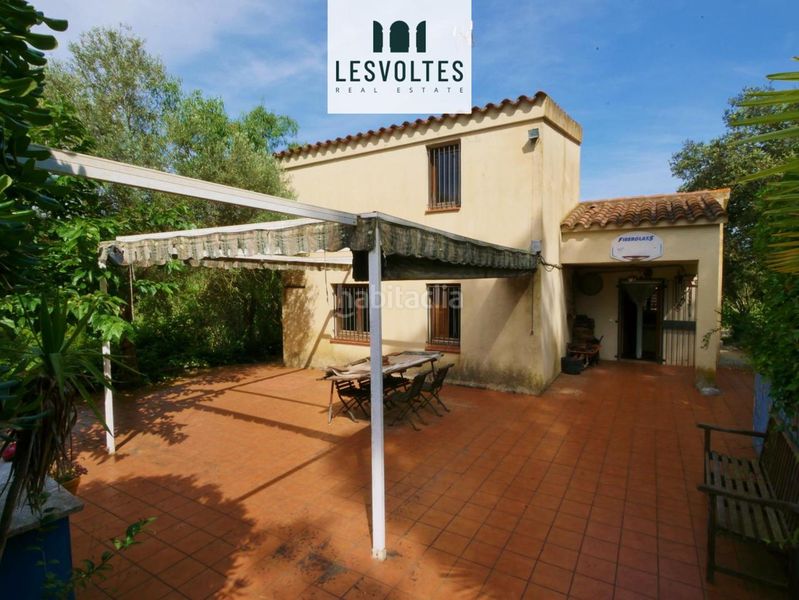 Foto af8ffb68-9c1b-4755-aa25-b3e0e8b43f06. Casa amb piscina a Ventalló