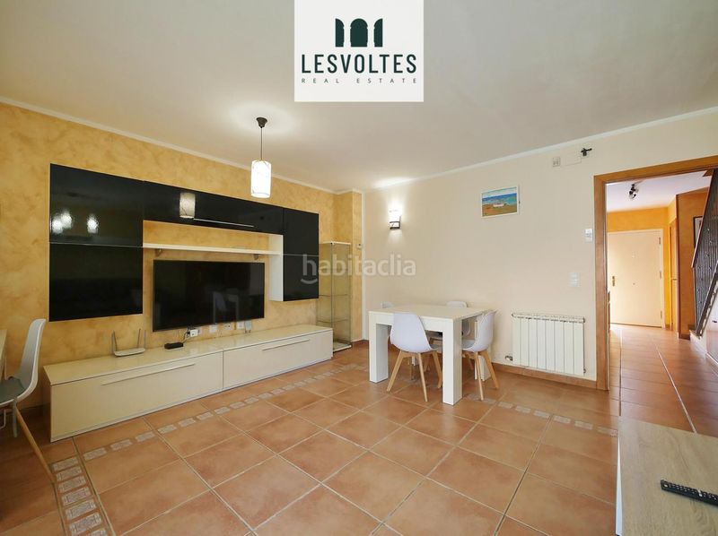 Foto a874ec3e-03af-4414-a68d-ffed93d7db05. Casa amb calefacció aparcament a Vall-llobrega