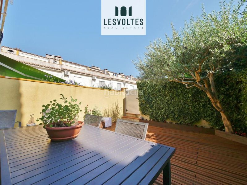 Foto 4c3c4dd7-4989-4109-870e-7a7ba1cd82f8. Casa amb calefacció aparcament piscina a Centre Palafrugell