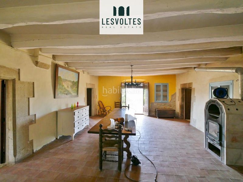 Foto b2f9684f-a5c6-46ee-a73d-60c5287f4dcd. Casa amb aparcament a Corçà