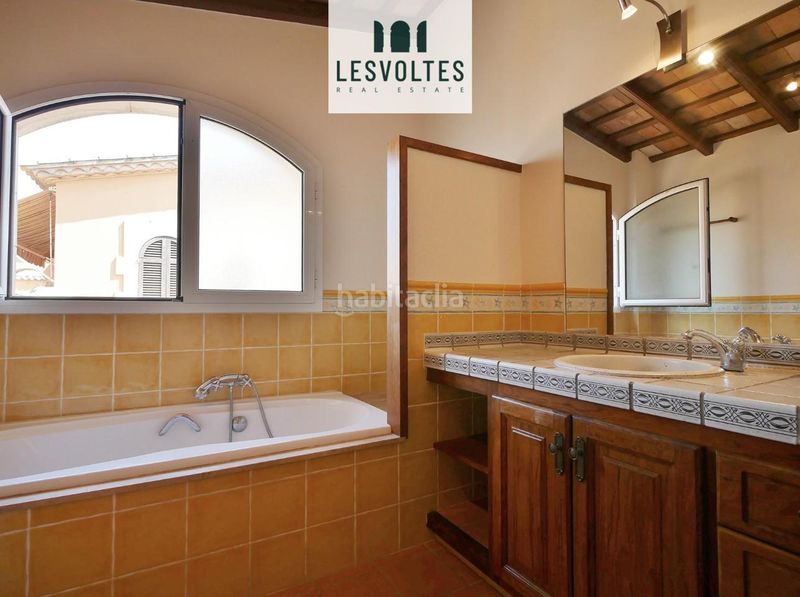 Foto 36c31451-f475-4f61-ab78-a3305c8174ff. Casa a Mont-ras