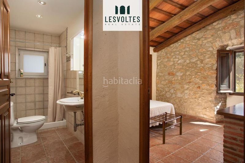 Foto 4c78fda1-b9d8-4ba2-9eb7-a0780c18fe16. House with heating in residencial Begur-esclanyà Begur