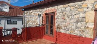 Maison jumelée à Meruelo. Oportunidad casa con negocio