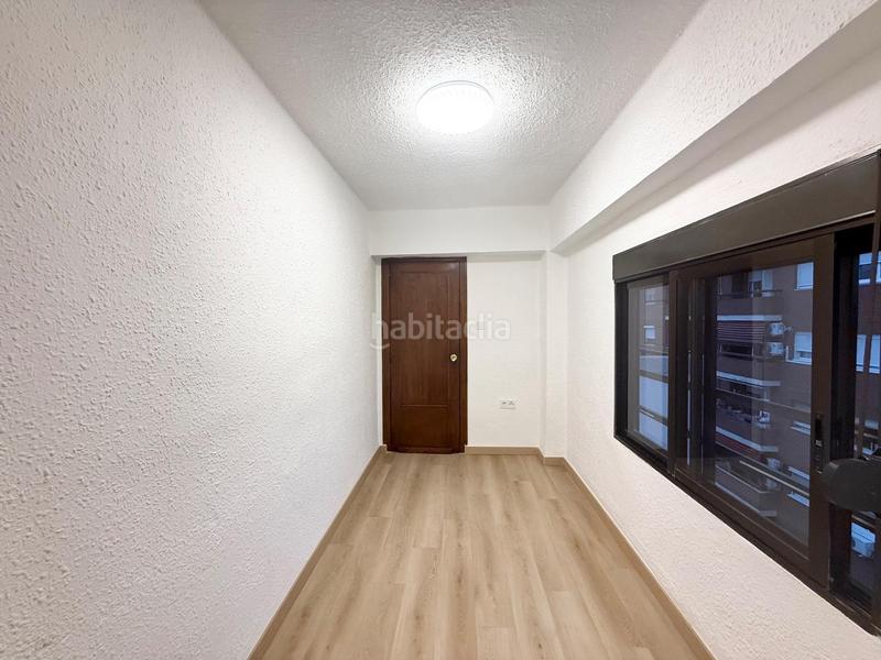 Foto bd3f2c6a-851e-4760-8eab-4dfdfd8adadc. Piso en La Creu Coberta Valencia