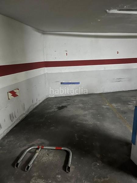 Foto 71cdc070-78e4-4896-8689-1144049fe1bf. Car parking in El Mercat Valencia