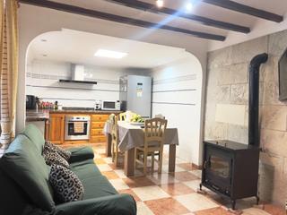 Country house in Pego