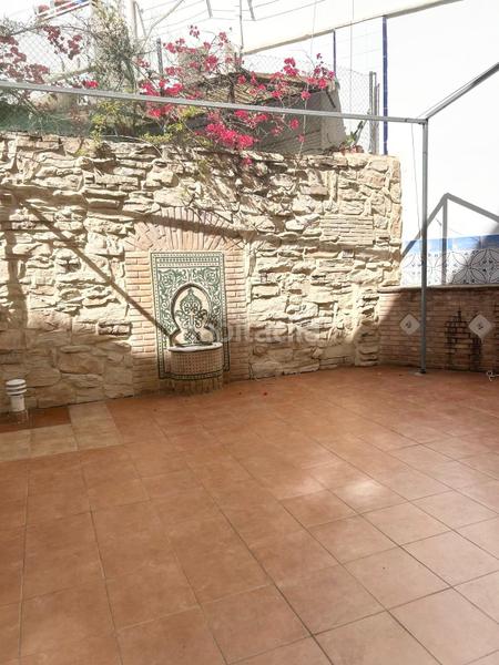 Foto 29af5a2c-3a20-4290-b226-8f25694217ce. Piso  reformado con gran terraza y estilo moderno junto a plaza de españa, en Valencia