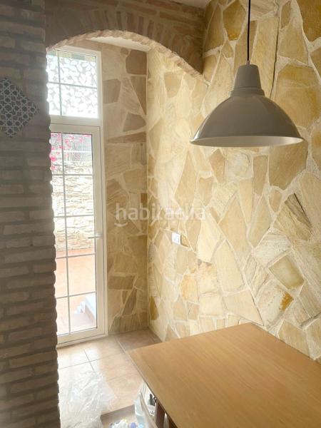 Foto a136f830-dd09-428e-b067-382d5bfa7c93. Piso  reformado con gran terraza y estilo moderno junto a plaza de españa, en Valencia