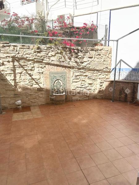 Foto d060258a-98b7-4930-8c87-3bfd9b9c0ab3. Piso  reformado con gran terraza y estilo moderno junto a plaza de españa, en Valencia