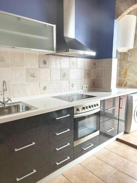Foto f58363e1-9b71-43eb-8b81-f79dea6944b0. Piso  reformado con gran terraza y estilo moderno junto a plaza de españa, en Valencia