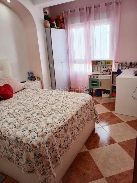 Foto d1c234a5-ea5e-4a43-b78c-d7e9c06e7a00. Piso en Centro Urbano Dénia