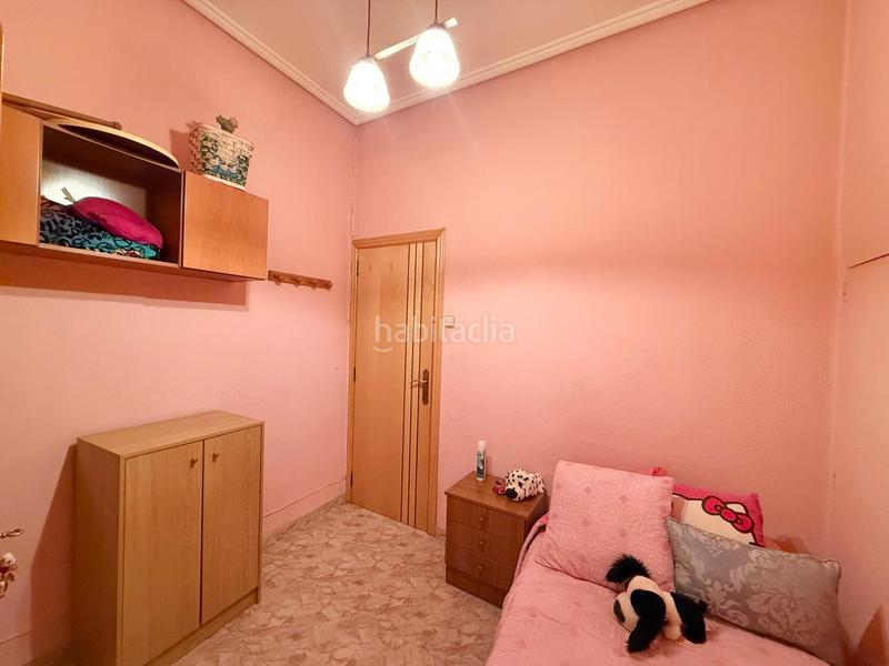 Foto ae783c51-a978-43fe-a63e-b6b8a62eb540. Pis a Russafa Valencia