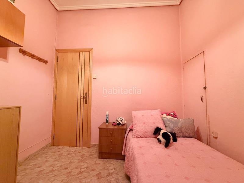 Foto cc17c35a-c05b-4cde-b97c-8cea0c626506. Piso en Russafa Valencia