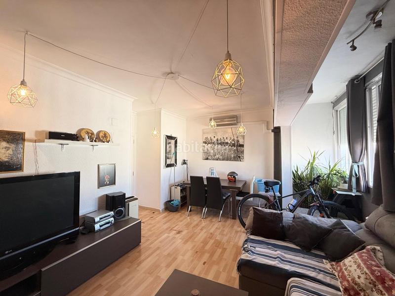 Foto 5dcd8302-d14f-4f0d-b089-e59f87e65bfe. Pis a La Petxina Valencia