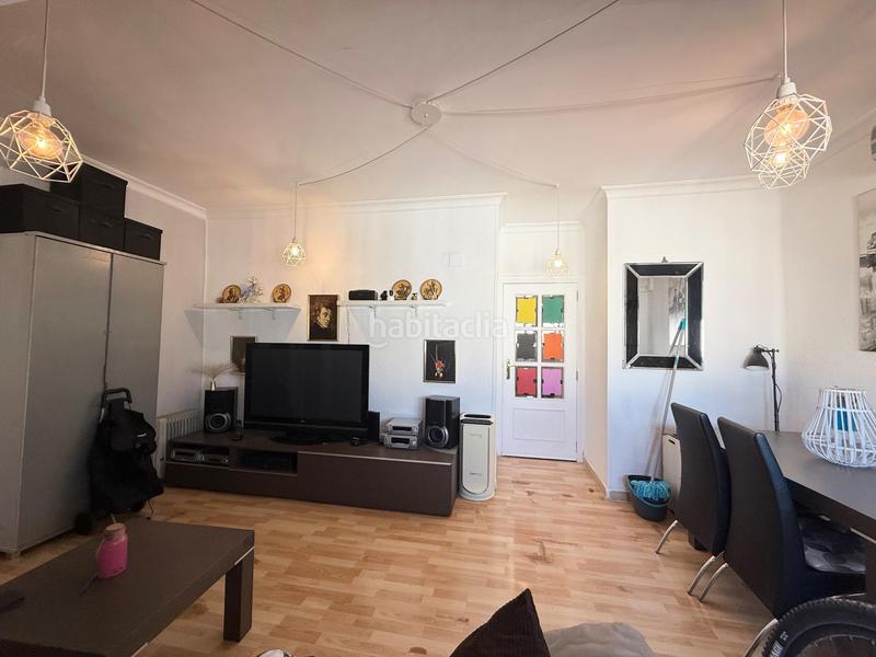 Foto 6623f52a-08ad-4dc4-b41f-99f30b3a8a63. Pis a La Petxina Valencia