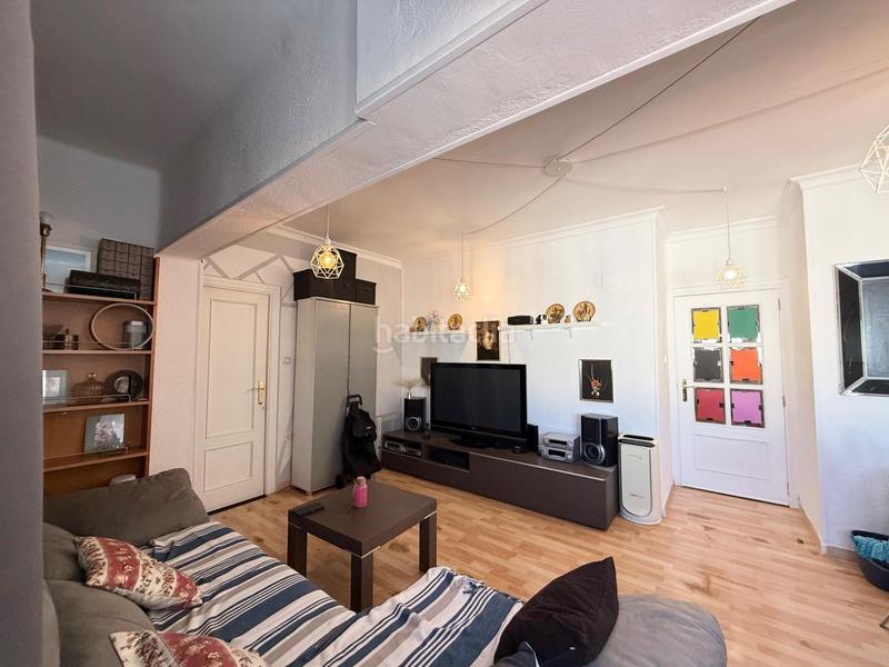 Foto cc4ebf3c-c77f-4226-8520-ac1560f420d7. Pis a La Petxina Valencia