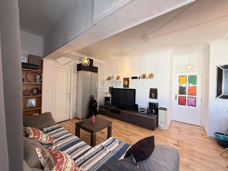 Foto 94bd9fe3-fefa-4d45-8ac0-79198a9a6b21. Piso en La Petxina Valencia