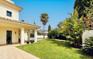 Casa en Valdeolletas - Las Cancelas - Xarblanca. Amplia vivienda unifamiliar aislada tradicional
