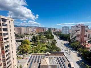 Piso en Avenida de la aurora 38