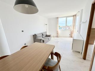 Etagenwohnung in Can Bou. Piso en can bou con piscina y ascensor