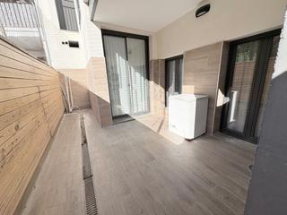 Planta baixa a Centre. Planta baja de ensueño con terraza, parking y ubicación inmejora